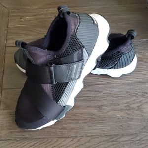 Sorel Kinetic Sneakers